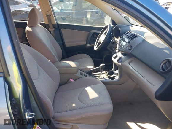 2008 Toyota RAV4 with VIN JTMZD35V685098709, listed as a IAAI auction lot 41402372 with 144,968 mi miles. Bid and sale history available at carsss.com. Image 5.
