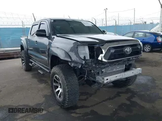 2015 Toyota Tacoma with VIN 3TMLU4EN8FM167337, listed as a IAAI auction lot 42117662 with 60,929 mi miles. Bid and sale history available at carsss.com. Image 1.