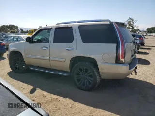 2007 GMC Yukon Denali z VIN 1GKFK63847J206777, wystawiony jako Copart lot #58755735 z przebiegiem 176 237 mil mil oraz Szkoda całkowita • Salvage title. Historia ofert i sprzedaży dostępna na DreamBid. Obrazek 2.