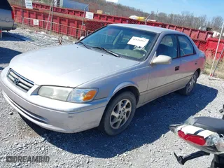 2000 Toyota Camry CE with VIN 4T1BG22K9YU984960, listed as a IAAI auction lot 41816062 with 217,022 mi miles. Bid and sale history available at carsss.com. Image 2.