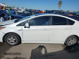 2011 Toyota Prius I with VIN JTDKN3DU3B0318495, listed as a IAAI auction lot 41945115 with 240,553 mi miles and . Bid and sale history available at DreamBid. Image 15.