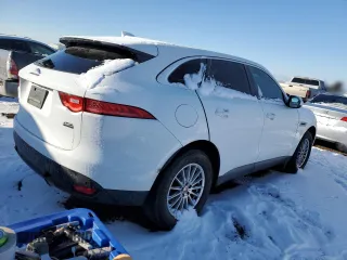 2019 Jaguar F-Pace 25t with VIN SADCS2FX0KA391899, listed as a Copart auction lot 42417155 with 103,728 mi miles and Salvage title. Bid and sale history available at DreamBid. Image 3.