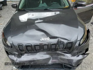 2016 Jeep Cherokee Altitude с VIN 1C4PJMCS7GW271788, выставлен на аукционе Copart как лот 83517694 с пробегом 108 940 миль миль и На запчасти • Non repairable. История ставок и продаж доступна на DreamBid. Изображение 14.