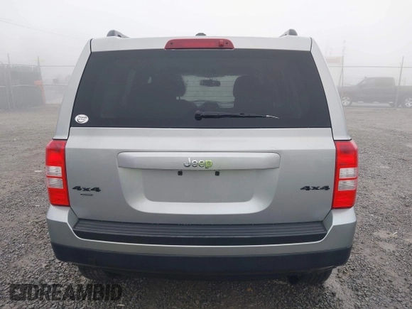 2016 Jeep Patriot Sport with VIN 1C4NJRBB6GD756036, listed as a IAAI auction lot 41910486 with 147,845 mi miles and . Bid and sale history available at carsss.com. Image 16.