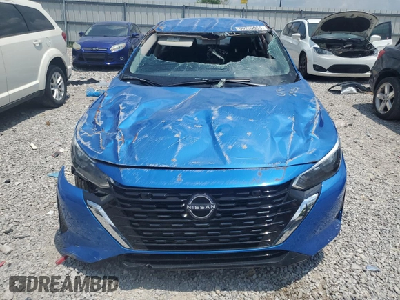 2024 Nissan Sentra SV z VIN 3N1AB8CV0RY375199, wystawiony jako Copart lot #61742905 z przebiegiem 11 557 mil mil oraz Szkoda całkowita • Salvage title. Historia ofert i sprzedaży dostępna na DreamBid. Obrazek 5.