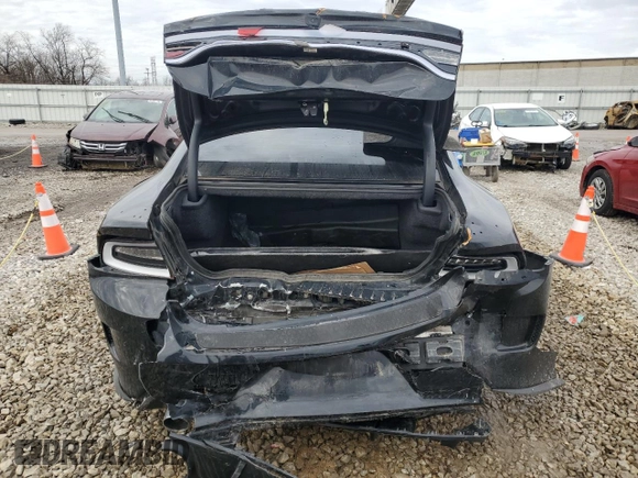 2018 Dodge Charger R/T z VIN 2C3CDXCT8JH153582, wystawiony jako Copart lot #43041535 z przebiegiem 81 418 mil mil oraz Szkoda całkowita • Salvage title. Historia ofert i sprzedaży dostępna na DreamBid. Obrazek 6.