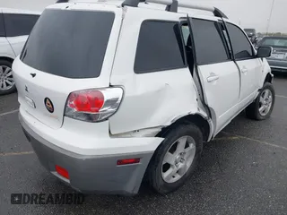 2003 Mitsubishi Outlander XLS with VIN JA4LX41G93U034215, listed as a IAAI auction lot 41788522 with 163,558 mi miles. Bid and sale history available at carsss.com. Image 4.