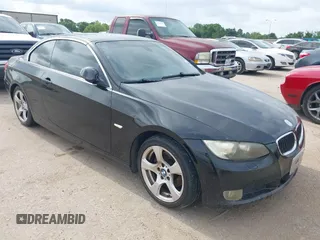 2009 BMW 3 Series 328i z VIN WBAWL13519PX24134, wystawiony jako IAAI lot #42393603 z przebiegiem 200 271 mil mil oraz . Historia ofert i sprzedaży dostępna na DreamBid. Obrazek 1.