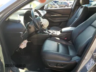 2021 Mazda CX-30 Preferred with VIN 3MVDMACLXMM304360, listed as a Copart auction lot 87596015 with 38,649 mi miles and Non Repairable. Bid and sale history available at DreamBid. Image 7.