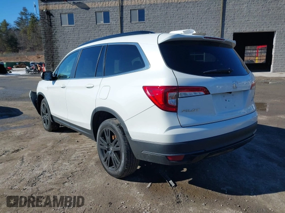2021 Honda Pilot Special Edition with VIN 5FNYF6H2XMB030592, listed as a IAAI auction lot 41479543 with 16,433 mi miles and . Bid and sale history available at DreamBid. Image 3.