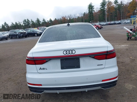 2021 Audi A8 with VIN WAU8DAF80MN025433, listed as a IAAI auction lot 40762726 with 30,690 mi miles. Bid and sale history available at carsss.com. Image 17.