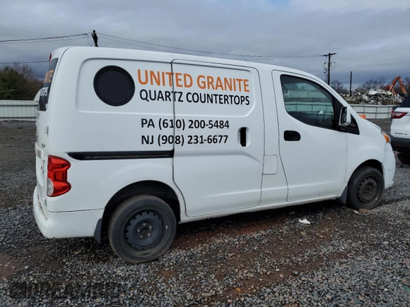 2015 Nissan NV200 SV with VIN 3N6CM0KN0FK732086, listed as a Copart auction lot 49525165 with 170,936 mi miles and Salvage Title. Bid and sale history available at carsss.com. Image 3.