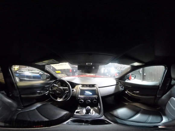 2020 Jaguar E-Pace SE z VIN SADFP2FX6L1Z77278, wystawiony jako IAAI lot #41804212 z przebiegiem 93 126 mil mil oraz . Historia ofert i sprzedaży dostępna na DreamBid. Obrazek 21.