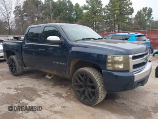 2007 Chevrolet Silverado 1500 LS with VIN 3GCEC13CX7G502691, listed as a IAAI auction lot 41594459 with 187,596 mi miles. Bid and sale history available at carsss.com. Image 1.