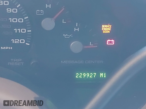 2004 Ford Explorer z VIN 1FMZU84WX4UA32084, wystawiony jako IAAI lot #41958563 z przebiegiem 229 924 mil mil oraz . Historia ofert i sprzedaży dostępna na DreamBid. Obrazek 15.