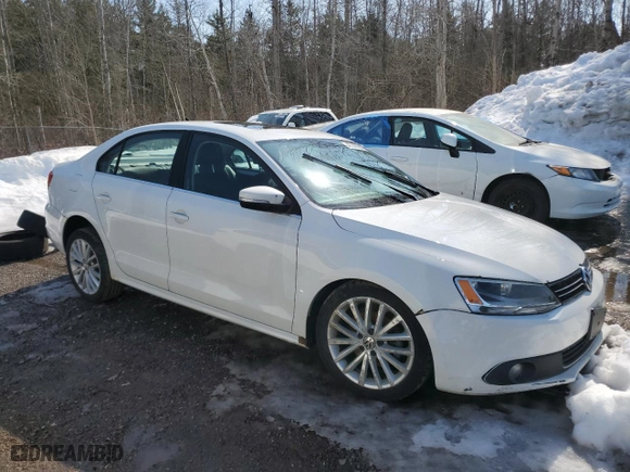2011 Volkswagen Jetta Sedan TDI with VIN 3VWLL7AJXBM109258, listed as a Copart auction lot 47745795 with 173,991 mi miles and Clean Title. Bid and sale history available at carsss.com. Image 4.