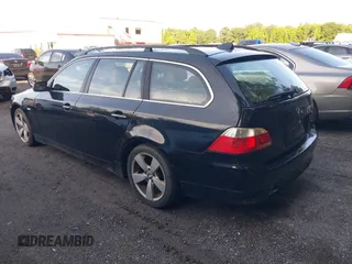 2007 BMW 5 Series 530xi with VIN WBANN73597CN04270, listed as a IAAI auction lot 42681539 with 185,507 mi miles and . Bid and sale history available at DreamBid. Image 3.