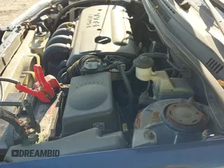 2005 Toyota Corolla CE z VIN 1NXBR32EX5Z484893, wystawiony jako IAAI lot #43264480 z przebiegiem 182 748 mil mil oraz . Historia ofert i sprzedaży dostępna na DreamBid. Obrazek 19.