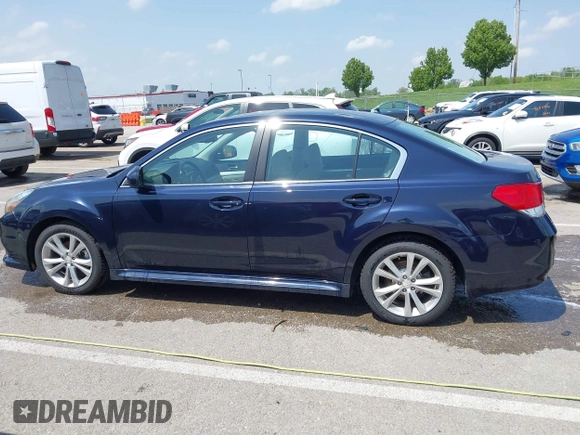 2013 Subaru Legacy Premium z VIN 4S3BMBG68D3019421, wystawiony jako IAAI lot #42097119 z przebiegiem 106 087 mil mil oraz . Historia ofert i sprzedaży dostępna na DreamBid. Obrazek 14.