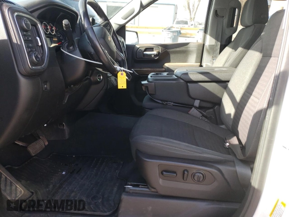 2021 Chevrolet Silverado 1500 LT z VIN 1GCUYDED6MZ150337, wystawiony jako Copart lot #51174215 z przebiegiem 118 941 mil mil oraz Szkoda całkowita • Salvage title. Historia ofert i sprzedaży dostępna na DreamBid. Obrazek 7.