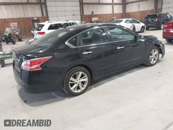 2014 Nissan Altima 2.5 S with VIN 1N4AL3AP4EC279831, listed as a IAAI auction lot 41863218 with 155,410 mi miles. Bid and sale history available at carsss.com. Image 4.