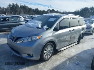 2016 Toyota Sienna Ltd with VIN 5TDDK3DC6GS133774, listed as a IAAI auction lot 41580518 with 247,193 mi miles. Bid and sale history available at carsss.com. Image 2.