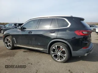 2019 BMW X5 xDrive40i with VIN 5UXCR6C58KLL21278, listed as a Copart auction lot 89139515 with 41,927 mi miles and Salvage Title. Bid and sale history available at carsss.com. Image 2.