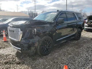 2024 GMC Yukon Denali with VIN 1GKS2DKL7RR226745, listed as a Copart auction lot 43639505 with 7,861 mi miles and Salvage Title. Bid and sale history available at carsss.com. Image 1.