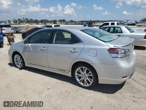 2010 Lexus HS 250h z VIN JTHBB1BA3A2013814, wystawiony jako Copart lot #72218104 z przebiegiem 191 159 mil mil oraz Czysty tytuł • Clean title. Historia ofert i sprzedaży dostępna na DreamBid. Obrazek 2.
