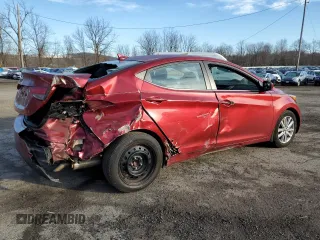 2015 Hyundai Elantra SE z VIN 5NPDH4AE0FH584083, wystawiony jako Copart lot #48060525 z przebiegiem 83 985 mil mil oraz Szkody całkowita. Historia ofert i sprzedaży dostępna na DreamBid. Obrazek 3.