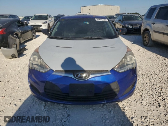 2012 Hyundai Veloster w/Red Int with VIN KMHTC6AD9CU030616, listed as a Copart auction lot 73885774 with 133,935 mi miles and Clean title. Bid and sale history available at DreamBid. Image 5.