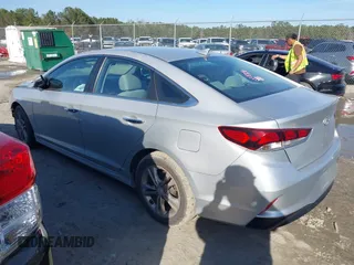 2018 Hyundai Sonata SEL with VIN 5NPE34AFXJH637053, listed as a IAAI auction lot 41723294 with 47,574 mi miles and . Bid and sale history available at carsss.com. Image 14.