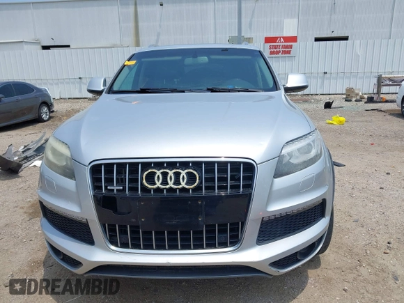 2010 Audi Q7 with VIN WA1DVAFEXAD003424, listed as a IAAI auction lot 42282789 with 131,459 mi miles and . Bid and sale history available at DreamBid. Image 12.