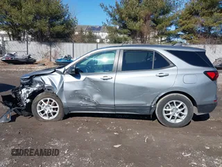2023 Chevrolet Equinox LS z VIN 3GNAXHEG9PL176294, wystawiony jako IAAI lot #41558723 z przebiegiem 13 122 mil mil oraz . Historia ofert i sprzedaży dostępna na DreamBid. Obrazek 14.