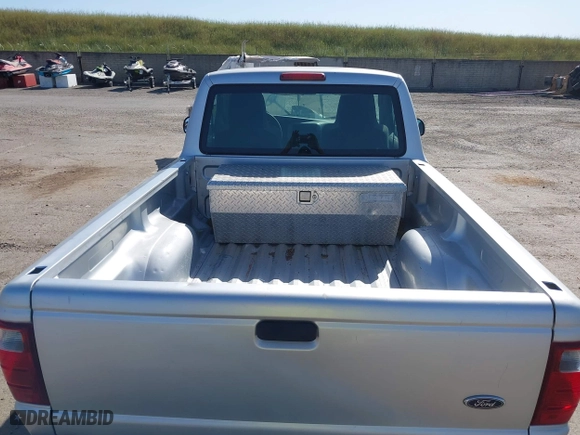 2004 Ford Ranger XL with VIN 1FTYR10D04PA17072, listed as a IAAI auction lot 42077612 with 474,056 mi miles. Bid and sale history available at carsss.com. Image 8.