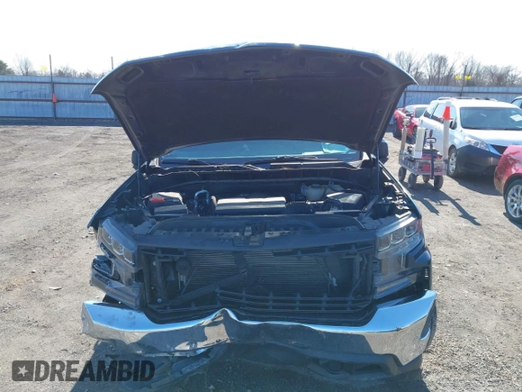 2019 Chevrolet Silverado 1500 LT with VIN 3GCUYDED8KG213810, listed as a IAAI auction lot 41427290 with 55,298 mi miles. Bid and sale history available at carsss.com. Image 10.