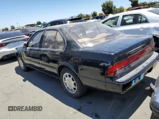 1993 Nissan Maxima z VIN JN1HJ01F6PT114020, wystawiony jako Copart lot #61137914 z przebiegiem 230 999 mil mil oraz Tytuł czysty. Historia ofert i sprzedaży dostępna na DreamBid. Obrazek 2.