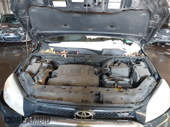 2007 Toyota RAV4 with VIN JTMBK33V876026882, listed as a IAAI auction lot 41541825 with 298,162 mi miles. Bid and sale history available at carsss.com. Image 10.