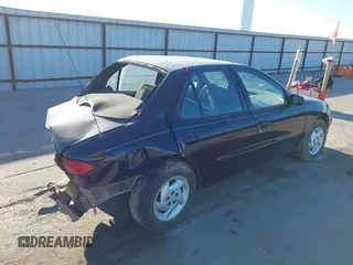1998 Chevrolet Cavalier z VIN 1G1JC5241W7271957, wystawiony jako IAAI lot #42016249 z przebiegiem 130 159 mil mil oraz . Historia ofert i sprzedaży dostępna na DreamBid. Obrazek 4.