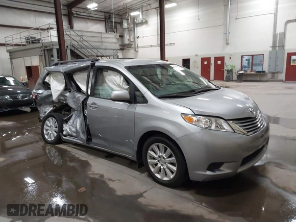 2017 Toyota Sienna LE with VIN 5TDJZ3DC9HS185755, listed as a IAAI auction lot 41838859 with 42,992 mi miles. Bid and sale history available at carsss.com. Image 1.