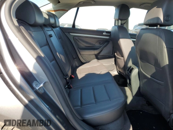 2006 Volkswagen Jetta 2.5L with VIN 3VWSG71K26M778607, listed as a Copart auction lot 88943105 with 143,066 mi miles and Salvage title. Bid and sale history available at DreamBid. Image 10.
