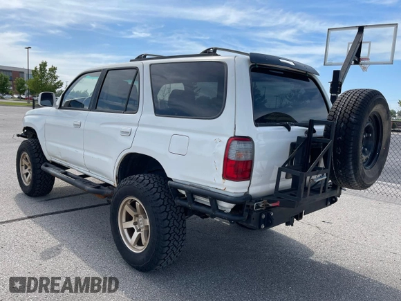 1998 Toyota 4Runner SR5 with VIN JT3HN86R4W0141837, listed as a Copart auction lot 57347975 with 282,314 mi miles and Clean title. Bid and sale history available at DreamBid. Image 3.