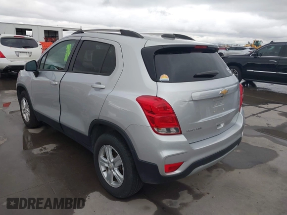 2021 Chevrolet Trax LT with VIN KL7CJPSM4MB374198, listed as a IAAI auction lot 41190073 with 68,733 mi miles and . Bid and sale history available at DreamBid. Image 3.