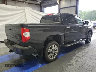 2018 Toyota Tundra SR5 with VIN 5TFAW5F16JX748325, listed as a Copart auction lot 58472055 with 140,830 mi miles and Salvage title. Bid and sale history available at DreamBid. Image 3.