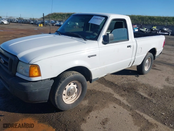 2004 Ford Ranger XL with VIN 1FTYR10D64PA45538, listed as a IAAI auction lot 41606994 with 182,287 mi miles. Bid and sale history available at carsss.com. Image 2.
