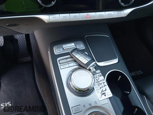 2024 Genesis GV70 Advanced with VIN 5NMMCET1XRH002913, listed as a IAAI auction lot 41959174 with 8,207 mi miles and . Bid and sale history available at DreamBid. Image 11.