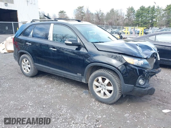 2012 Kia Sorento LX with VIN 5XYKTDA64CG259082, listed as a IAAI auction lot 42012153 with 162,383 mi miles. Bid and sale history available at carsss.com. Image 1.
