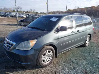2006 Honda Odyssey EX-L with VIN 5FNRL38606B418349, listed as a IAAI auction lot 37968530 with 166,850 mi miles. Bid and sale history available at carsss.com. Image 2.