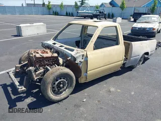 1990 Toyota Pickup с VIN JT4RN81R1L5077908, выставлен на аукционе IAAI как лот 40037548 с пробегом Не указан миль и . История ставок и продаж доступна на DreamBid. Изображение 2.