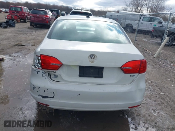 2012 Volkswagen Jetta TDI w/Premium & Nav with VIN 3VWLL7AJ8CM094552, listed as a IAAI auction lot 41962900 with 158,868 mi miles and . Bid and sale history available at DreamBid. Image 16.